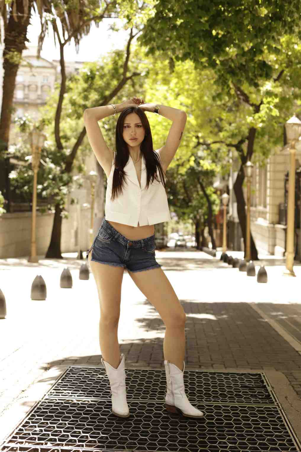 SHORT RIGIDO "ALAYA"